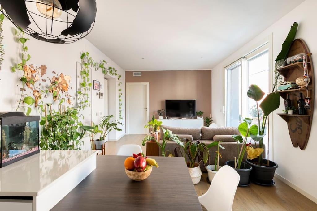 Mowgli House - Milano Luxury Apartment Private Room Kültér fotó
